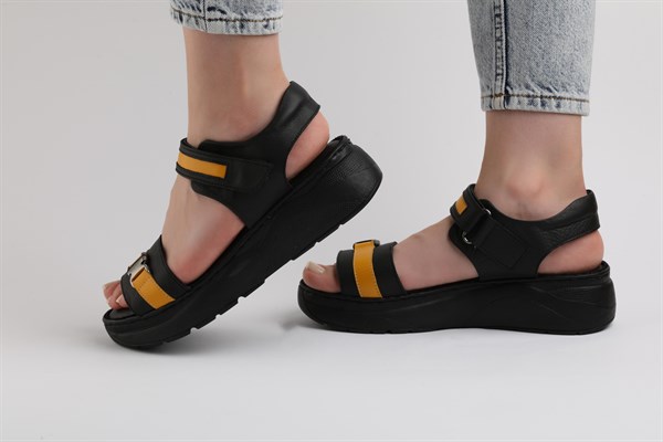 Siyah Sarı Kadın Sandalet Hakiki Deri Rahat